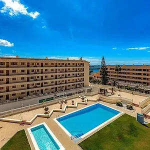 https://los-cristianos-6.tenerifehoteles.net